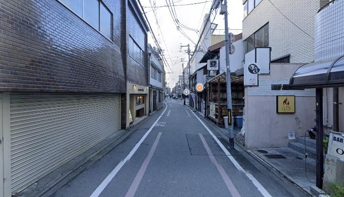 仏光寺通を西へ進む